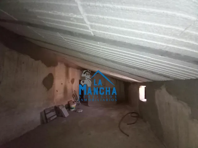 *53.000€* inmobiliaria la mancha vende casa con patio en Barrax ( Albacete ). — 46