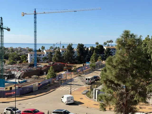 Vivienda moderna en urbanización privada Mijas con vistas al mar — 38