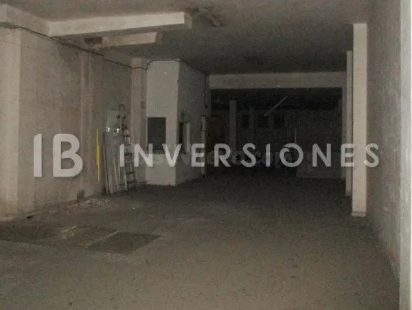 Local comercial 874m² en alquiler - Foners - foto 2