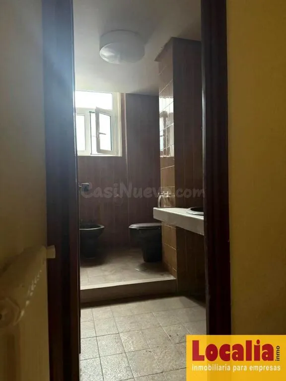 Excepcional local para oficinas en Santander. — 15
