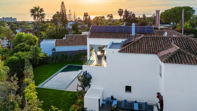 Chalet 4 habitaciones 460m² en venta - Marbella — 41
