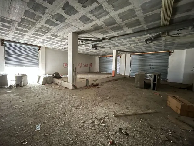 LOCAL COMERCIAL ESQUINERO FRENTE A CAP IGUALADA NORD — 2