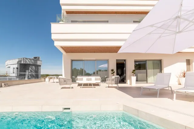 Villa - Campoamor — 2