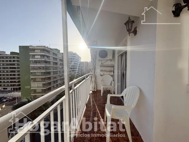 EXTERIOR CON DOS BALCONES CERCA DE LA PLAYA EN CULLERA - foto 2