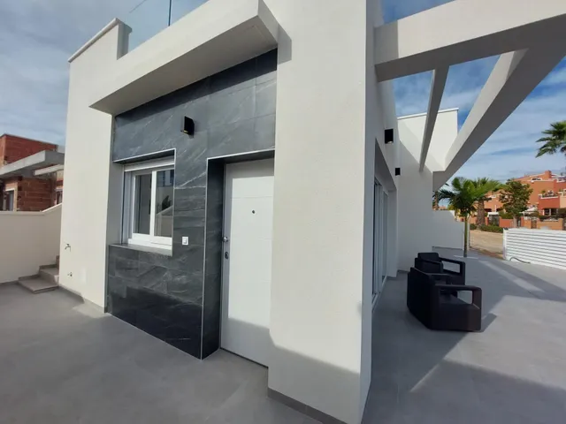 Villa Pareada en La Herrada, Los Montesinos. — 9