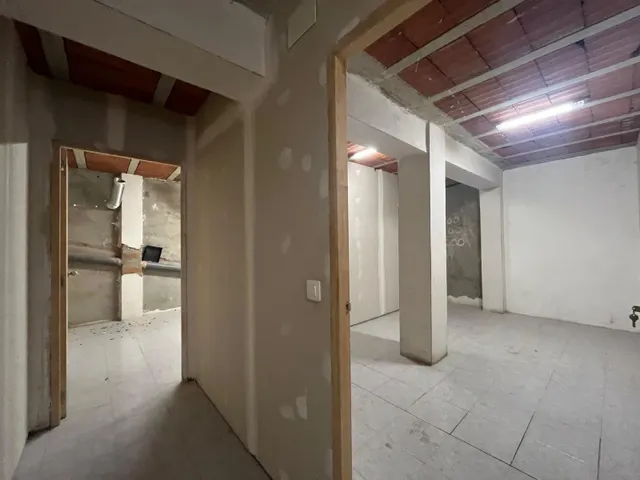 Oportunidad Local de 132m2 en Set Camins por 108.000€. — 18