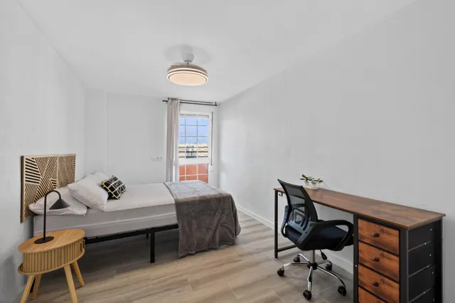 Piso 4 habitaciones 170m² en venta - Juan Carlos I — 19