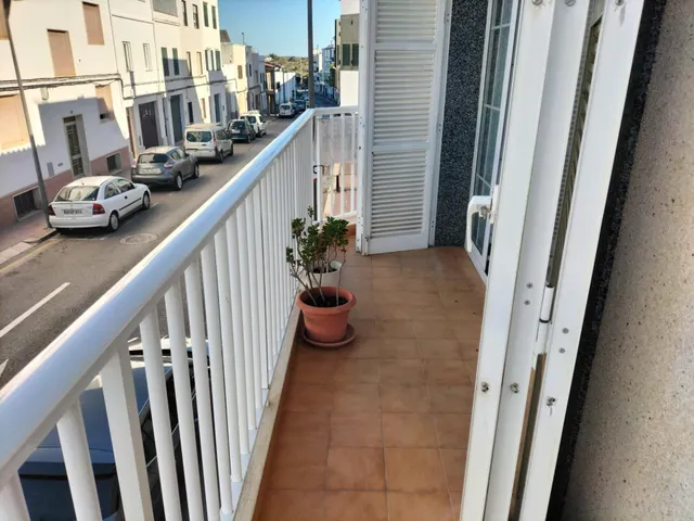 Piso en primera planta con patio de 31 m2 — 27