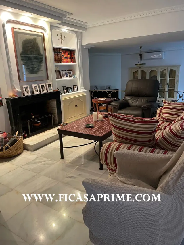 Ideal inversores villa en zona a sotograde — 11