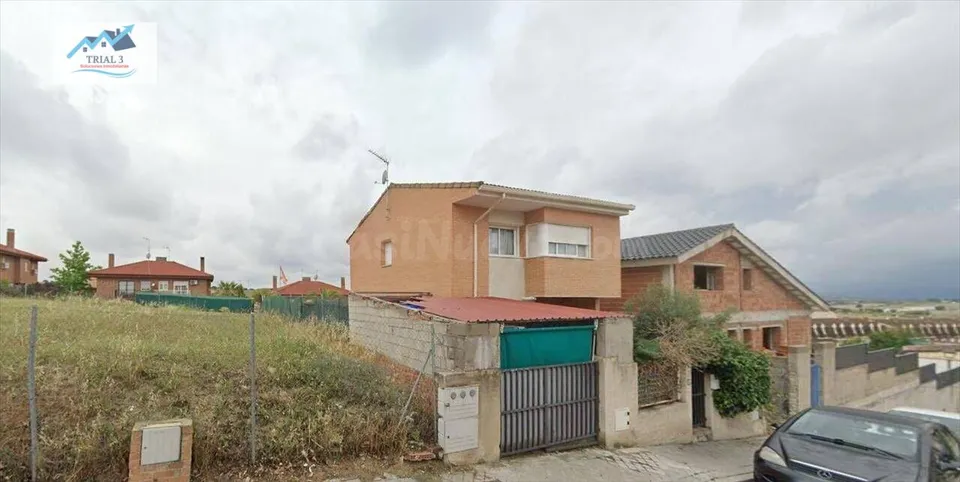 Venta casa en Villanueva de Perales (Madrid)