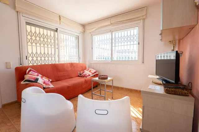 Chalet listo para entrar a vivir en la playa de Riumar. - foto 4
