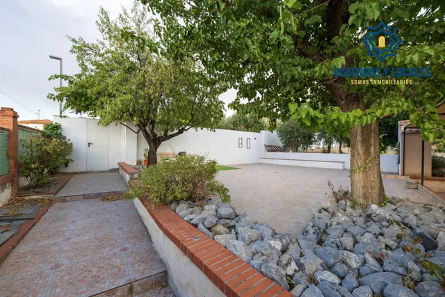 Casa 2 habitaciones 68m² en venta - Otura — 35
