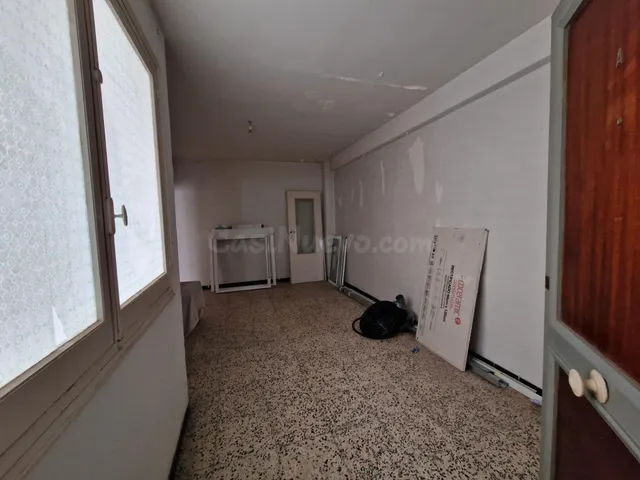 OCASIÓN! VIVIENDA PARA REFORMAR A SU GUSTO A UN PASO DEL CEN - foto 2