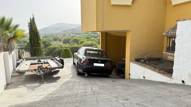 Chalet 5 habitaciones 230m² en venta - Centro — 24