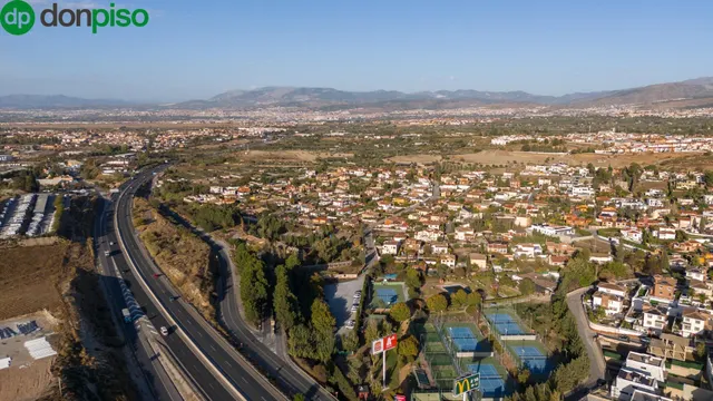 Amplio Terreno Rural en Avda Suspiro del Moro, Otura — 28