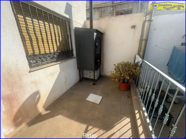 Amplia Casa en el Centro de Santomera - Oportunidad Única por €320,000 — 9