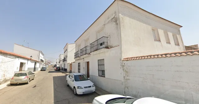 Venta casa en Fuente de Cantos (Badajoz) — 3