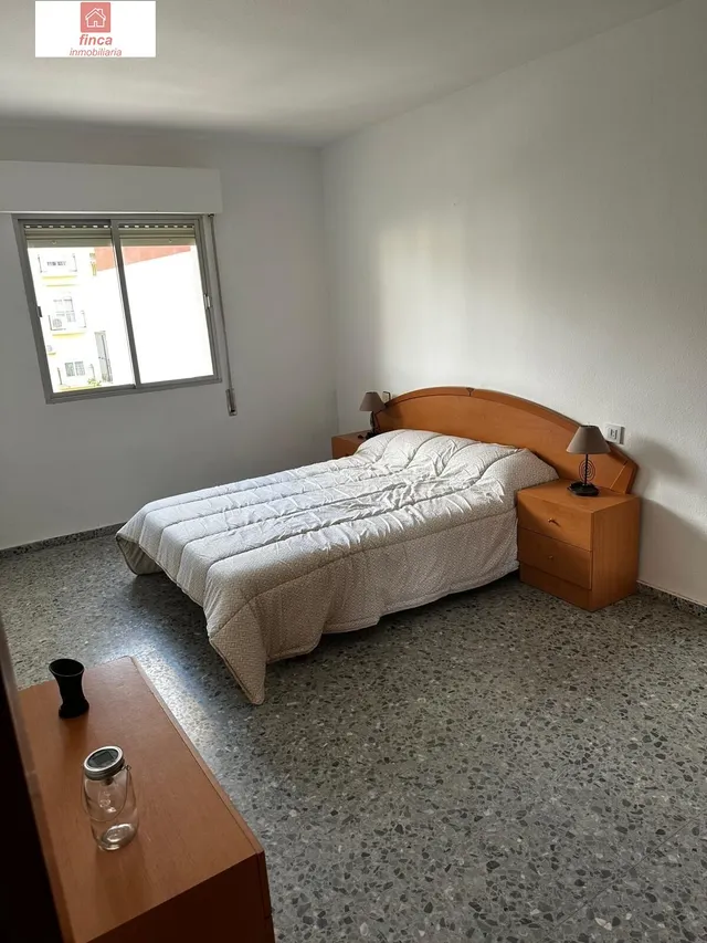 Se alquila en Montijo, piso amueblado, las cumbres, cerca de colegios, restaurantes, supermercados. — 9