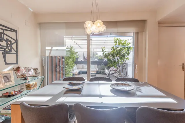 Espacio, confort y calidad: magnífica vivienda unifamiliar adosada — 8