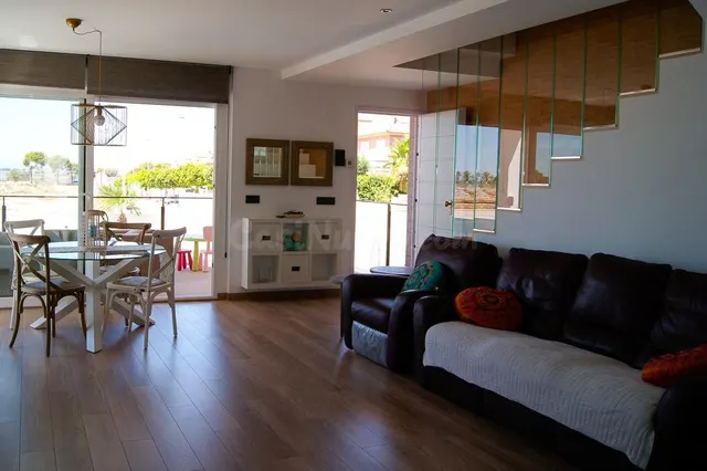 Descubre tu Oasis Privado en la Costa Blanca: Villa de Diseñ - foto 4