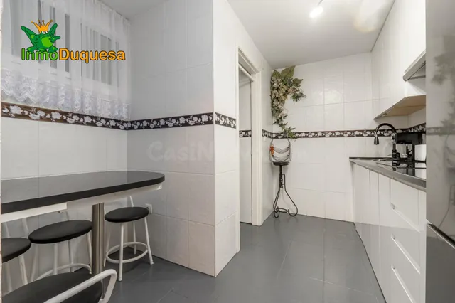 Piso de 2 dorm. con Plaza de aparcamiento en Castell de Ferr - foto 5