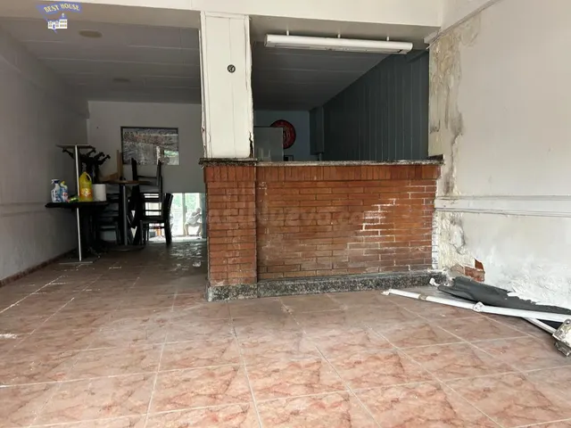 OPORTUNIDAD EN SANT ANDREU DE PALOMAR, LOCAL COMERCIAL CON P - foto 2