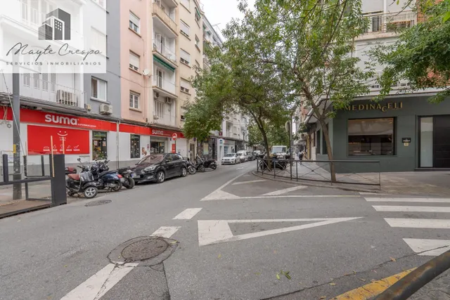 Piso de 87 m2 con 3 dormitorios en Pedro Antonio de Alarcón 27, junto a Recogidas — 2