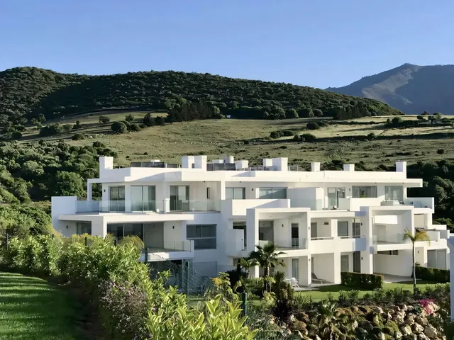 Apartamento 2 habitaciones 172m² en venta - Costa Del Sol - foto 2
