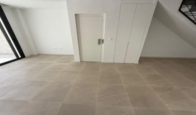 ALTO STANDING - GRAN LUJO - Villa Pareada con PISCINA PRIVADA, y ASCENSOR PRIVADO — 12