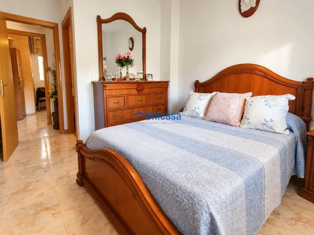 Piso de 3 dormitorios con terraza, patio, garaje y trastero — 16