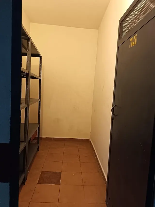 V.P.O.  CON 2 GARAJES Y TRASTERO EN URBANIZACIÓN CON PISCINA — 16
