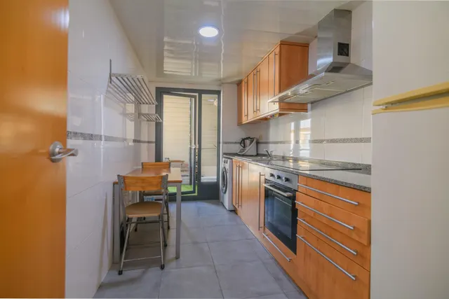 Impecable y céntrico en Manresa: 3 hab, suite y balcón — 7