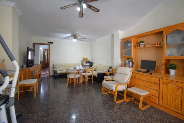 Casa de pueblo con terraza y garaje en Muro - foto 4