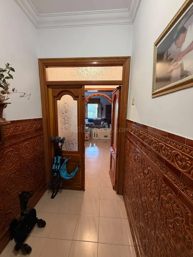 Amplia Casa en Alameda, Andalucía - Ideal para Entrar a Vivi - foto 4