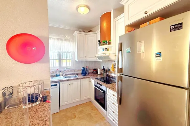Apartamento en la Última Planta Orientado al Sur con Soláriu - foto 5