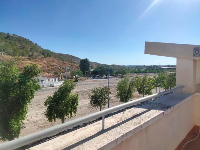 ESTUPENDO APARTAMENTO CON TERRAZA EN BENFERRI — 47