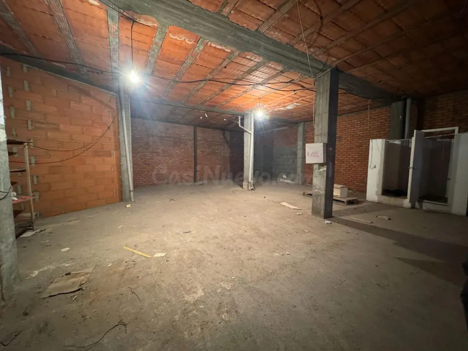 SE VENDE LOCAL COMERCIAL EN BARRIO LOS JUDIOS