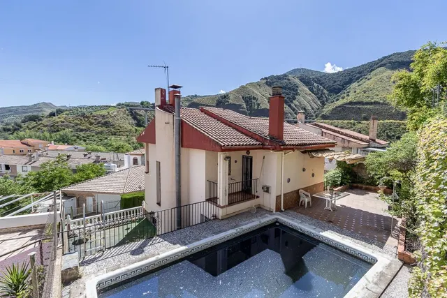 Chalet en Pinos Genil — 32