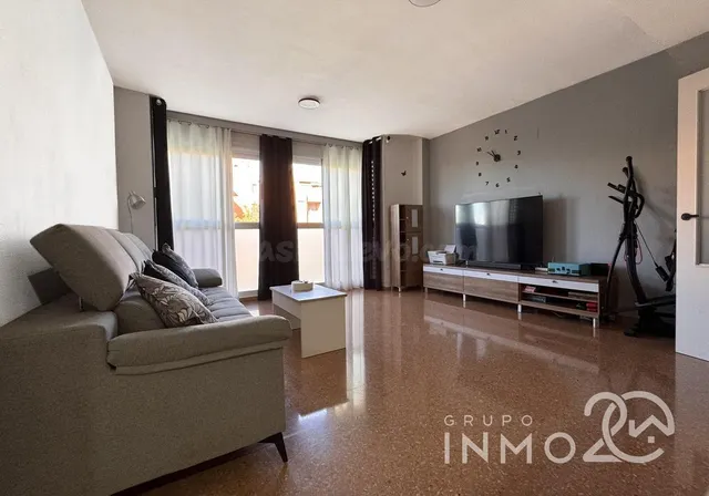 Se vende fantástico piso en de 113m2 utiles con garaje y trastero en Paiporta — 2