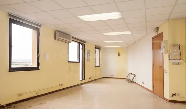Oficina 120m² en alquiler - Figueres - foto 4