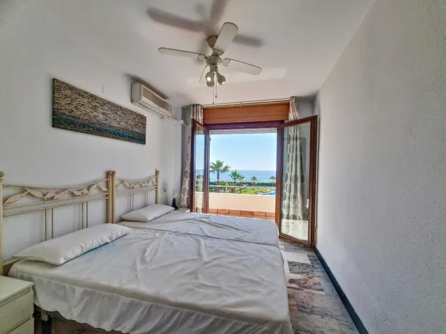 Casa 5 dorm. frente a la playa con vistas al mar!! — 22