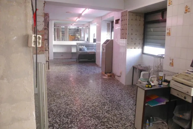 Bajo comercial en Pl. de Baix - Ontinyent — 2
