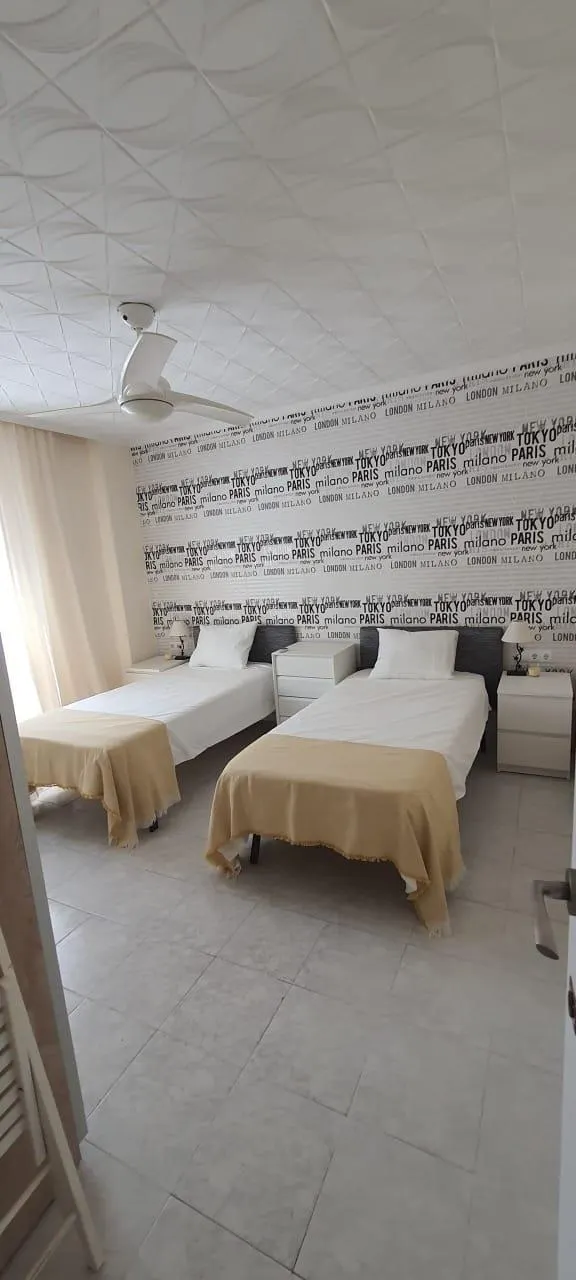 Fantástica vivienda reformada. junto a la playa. ideal para vivir o como inversión — 9
