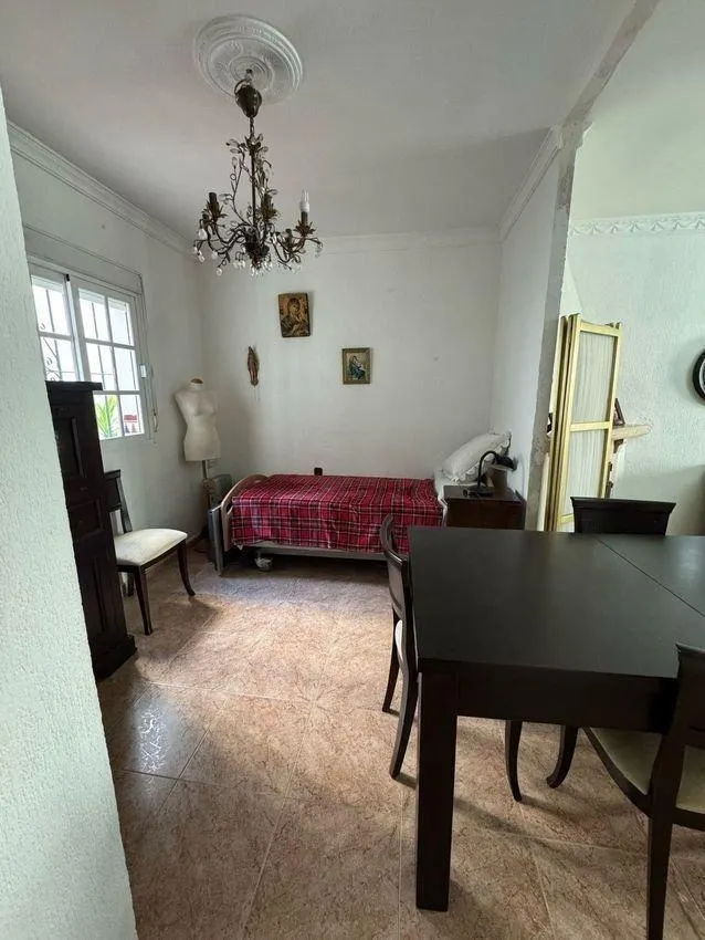 Gran adosado de 180 m2 en Avenida de la Libertad — 39