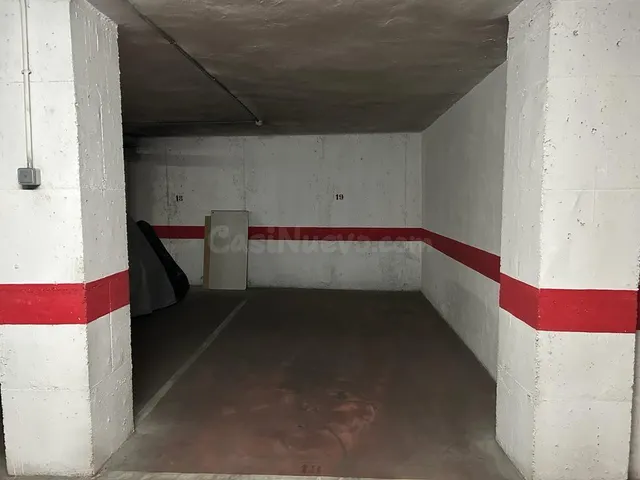 SE VENDEN DOS PLAZAS DE GARAJE MUY ECONOMICAS!!! - foto 2