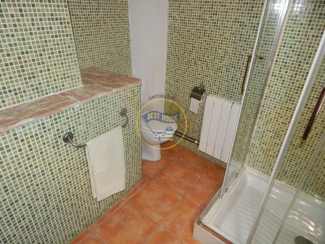 OPORTUNIDAD, CASA REFORMADA CON PISCINA Y OTRAS COMODIDADES. — 32