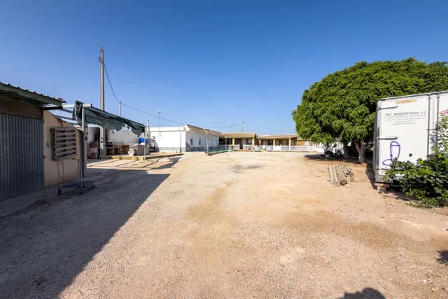 Finca con varias viviendas y piscina en San Javier - foto 2