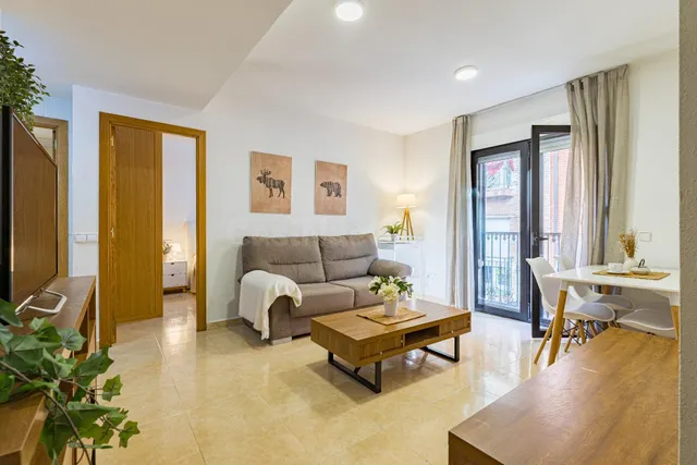 Apartamento de dos dormitorios en plaza Sardoy, centro de Mu