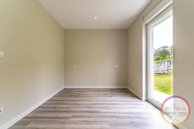✨ ¡CASA reformada con 205m2 + 340 m2 de  TERRENO + GARAJE en PONTECESO(A Coruña)por 235.000€! — 33