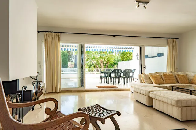 Amplio dúplex en Río Real, Marbella Este, junto a proyectos de alto valor — 8